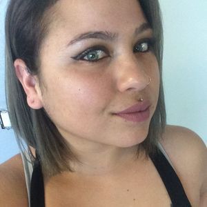 Meet your Posher, Emmanuela